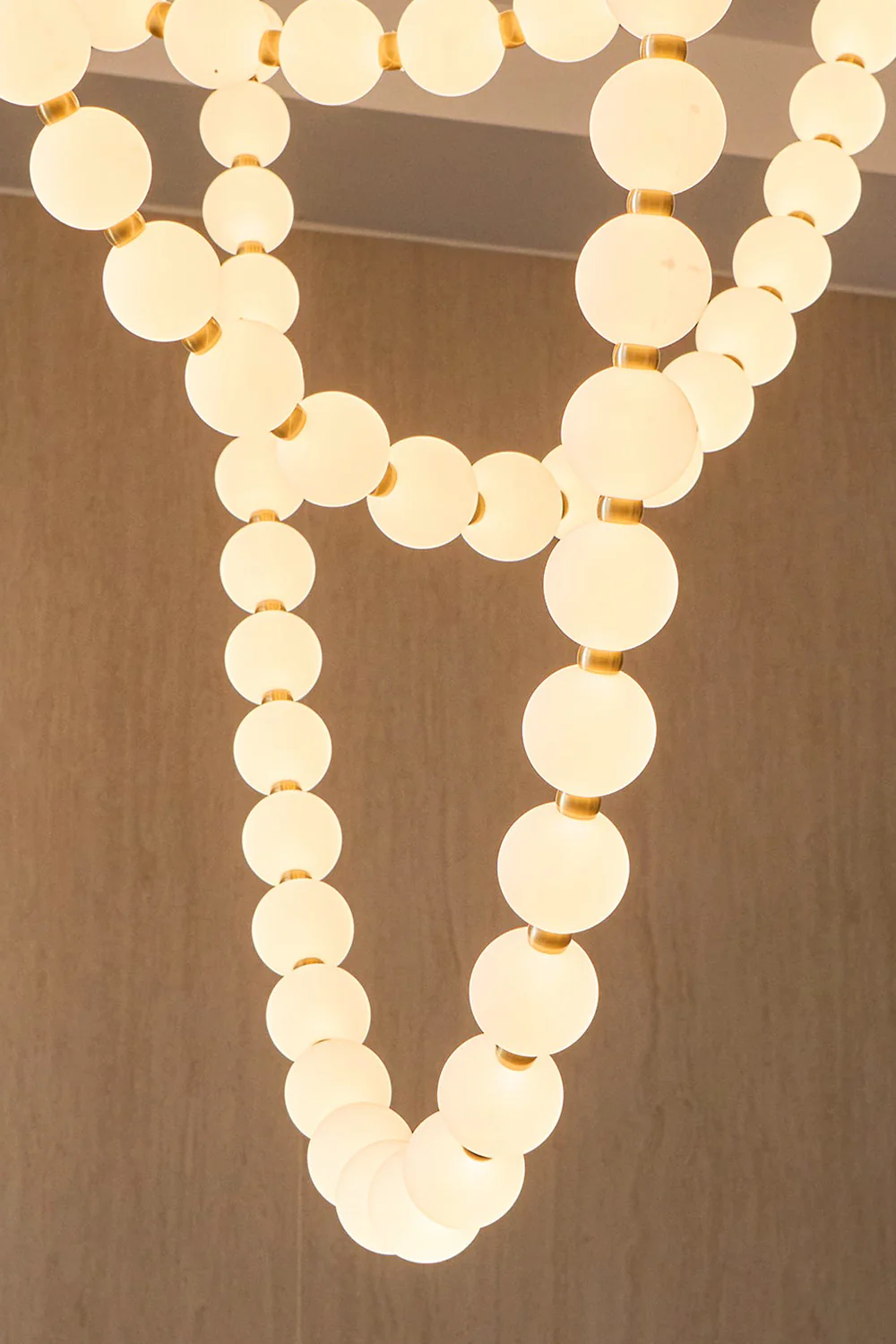 Pearl Necklace Chandelier - Image 25