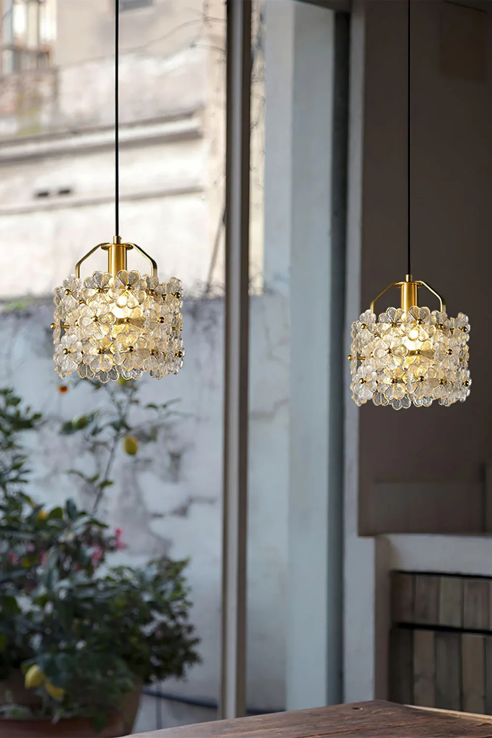Petit Floral Glass Pendant Lamp - Image 10
