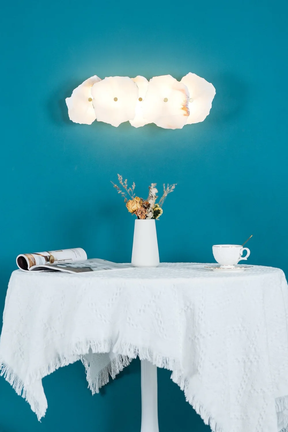 Petra Wall Lamp - Image 4