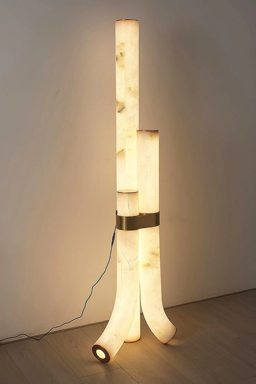 Piped Alabaster Floor Lamp - Image 4
