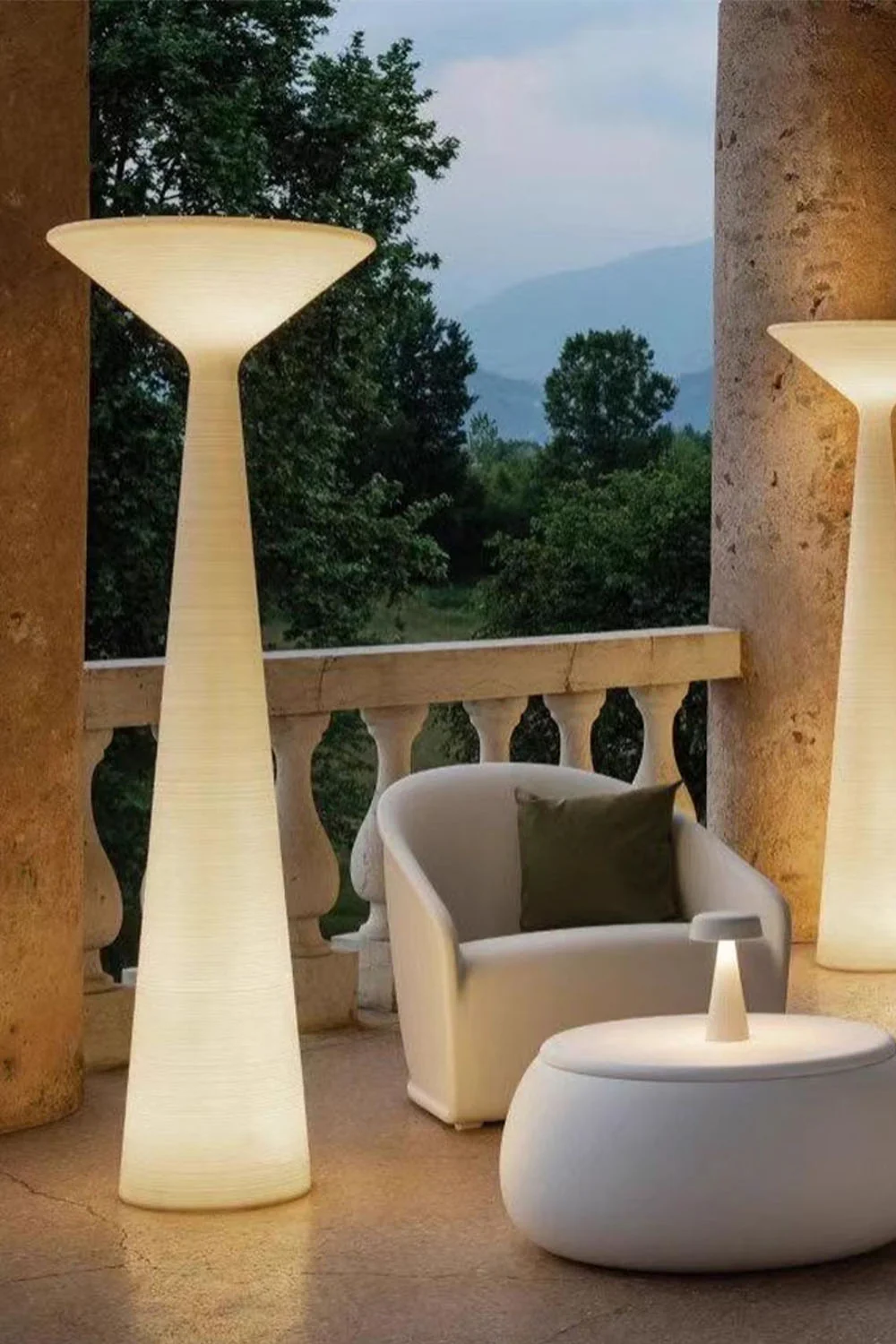 Plust Outdoor Floor Lamp - Image 2