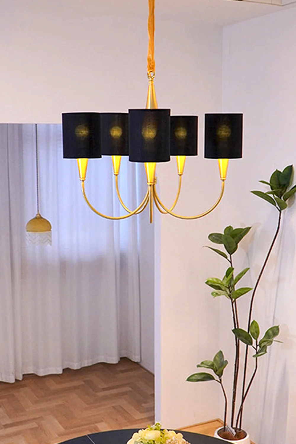Quincy Chandelier - Image 15