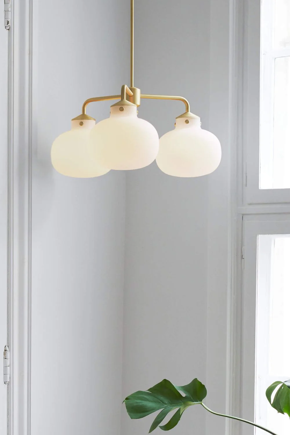 Raito Glass Globe Pendant Chandelier - Image 8
