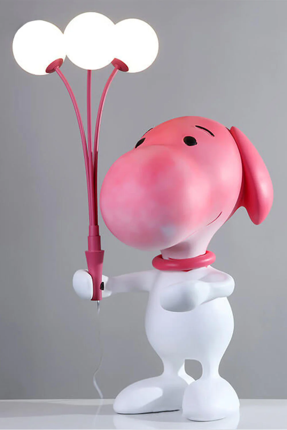 Snoopy Sculpture Table Lamp - Image 4