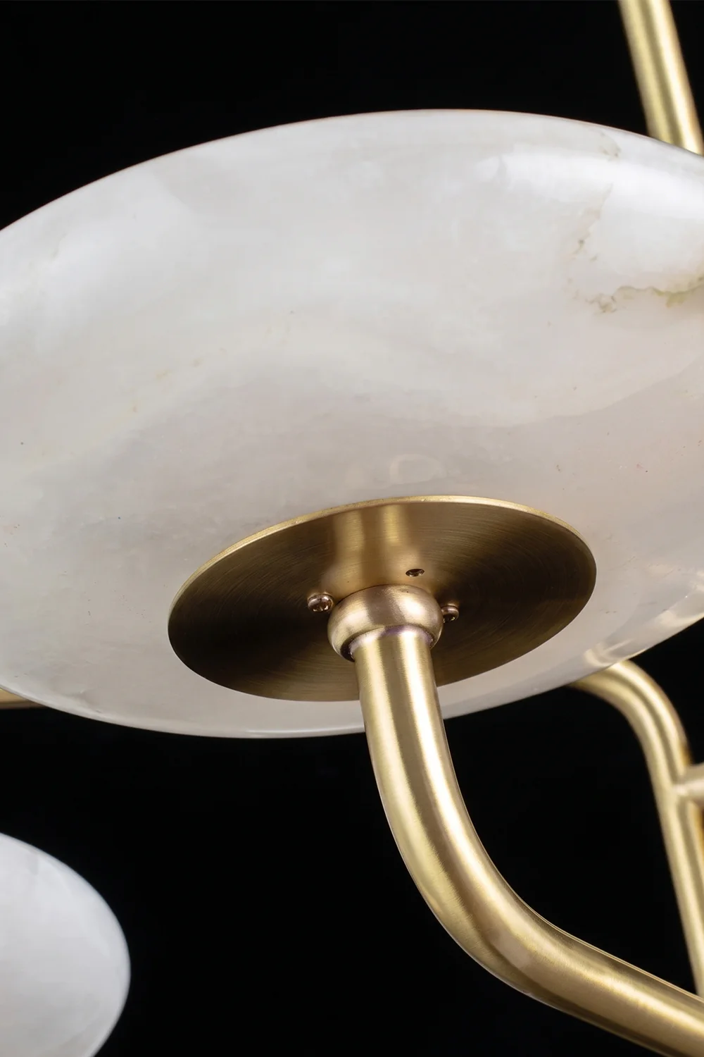 Solaris Alabaster Brass Chandelier - Image 8