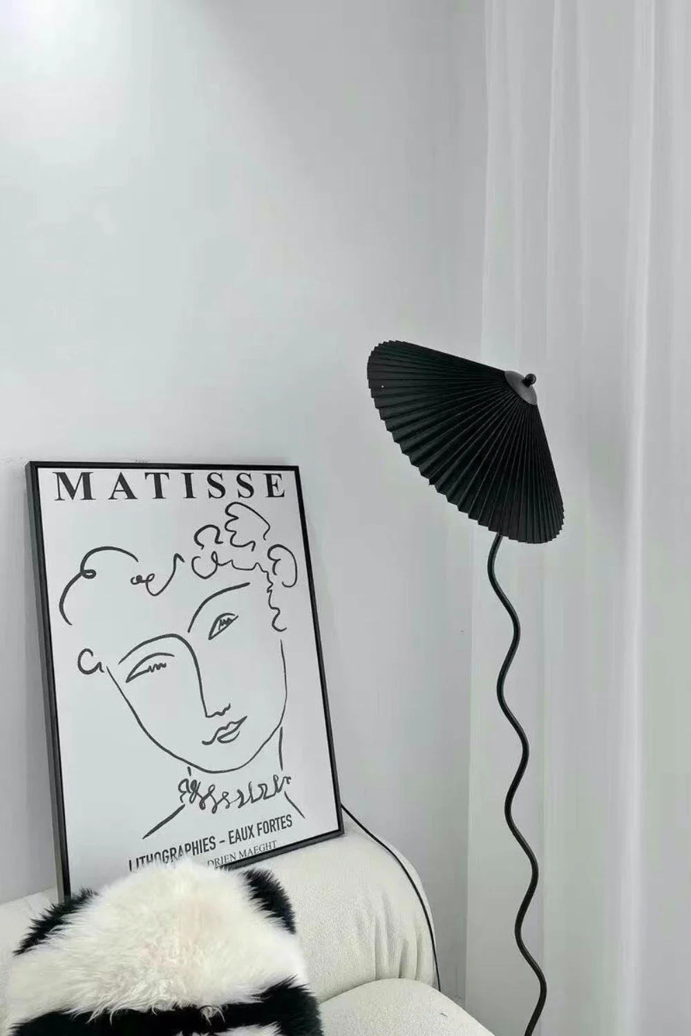 Squiggle Floor Lamp - Image 12