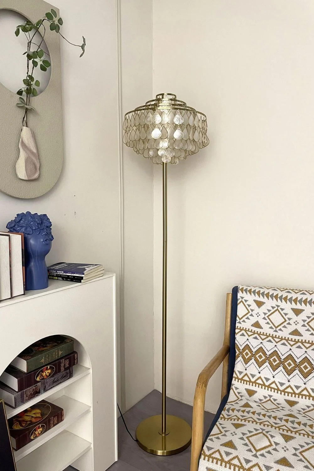 Teardrops Capiz Floor Lamp - Image 9