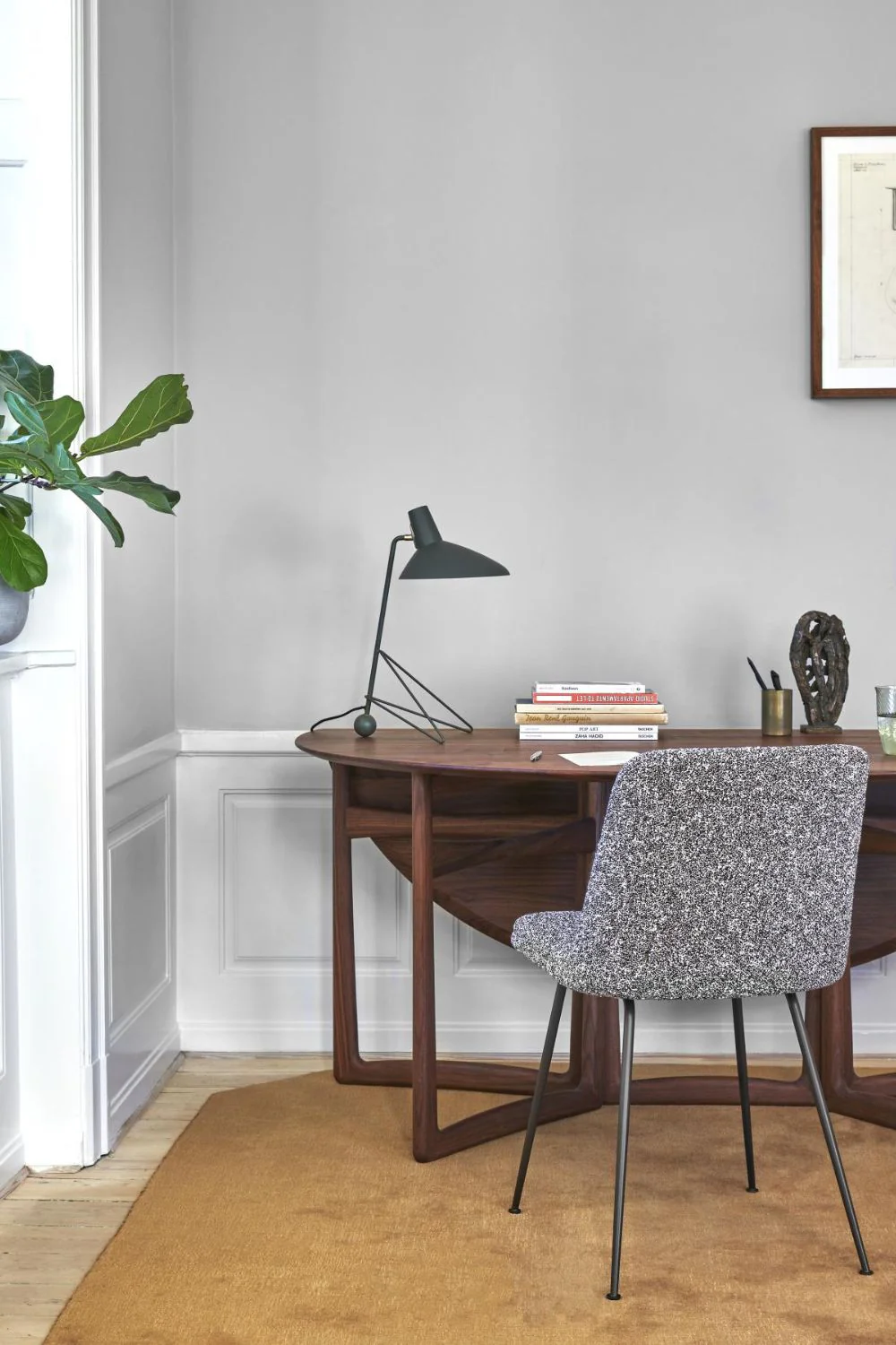 Tripod HM9 Angle Table Lamp - Image 9