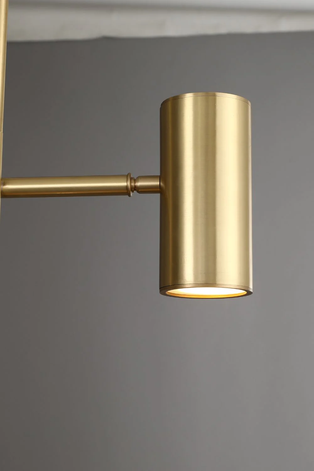 Typography Cilon Disc Pendant Lamp - Image 48