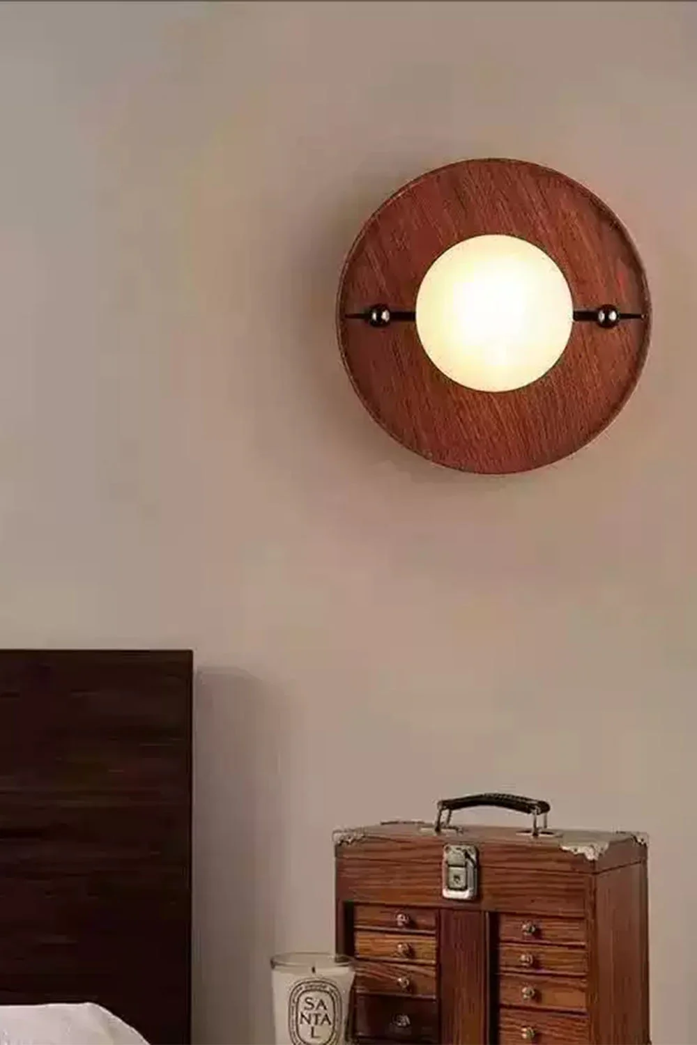 Vintage Odis Alabaster Wall Lamp - Image 3