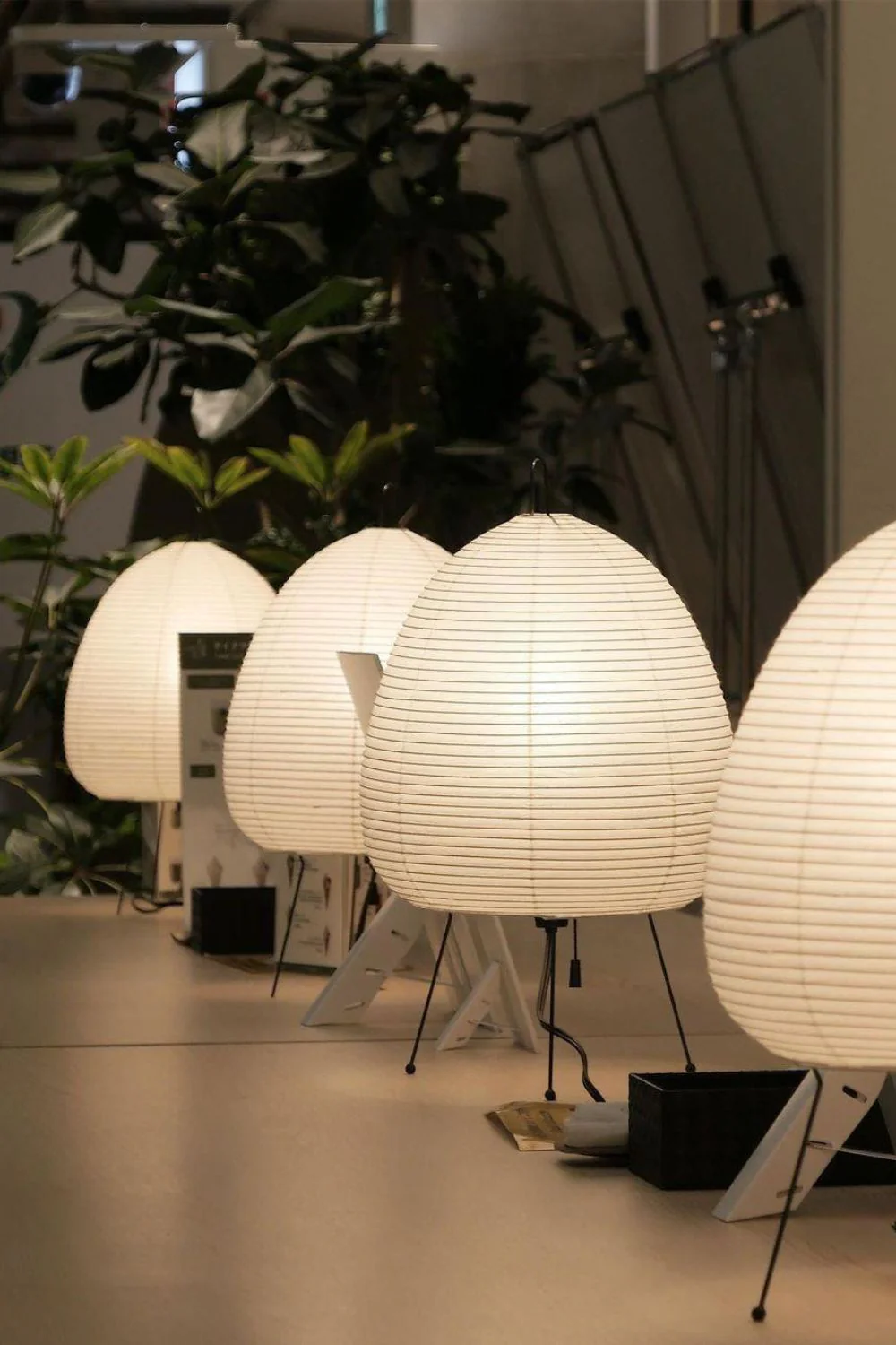 Washi Paper A1 Table Lamp - Image 35