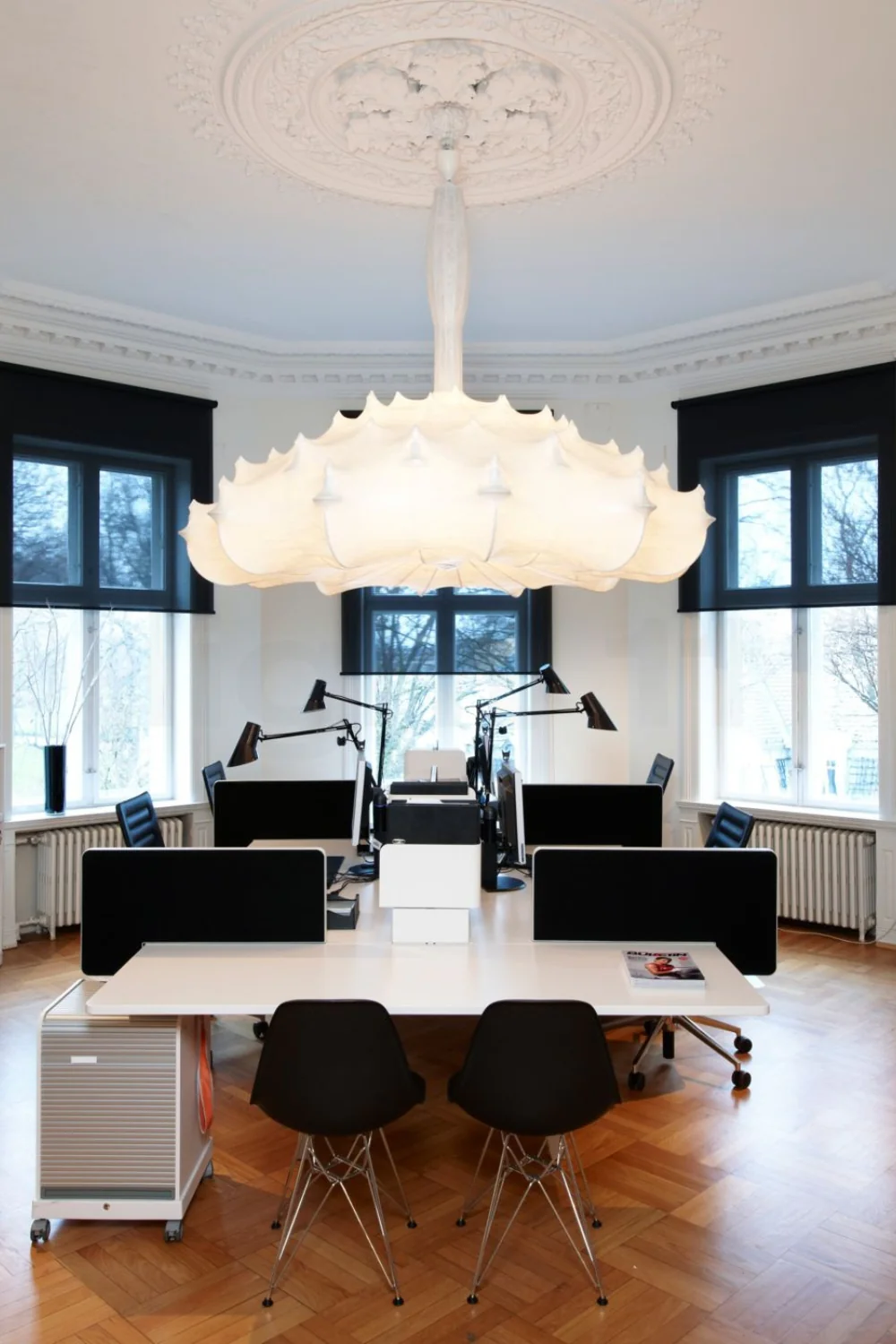 Zeppelin Chandelier - Image 18