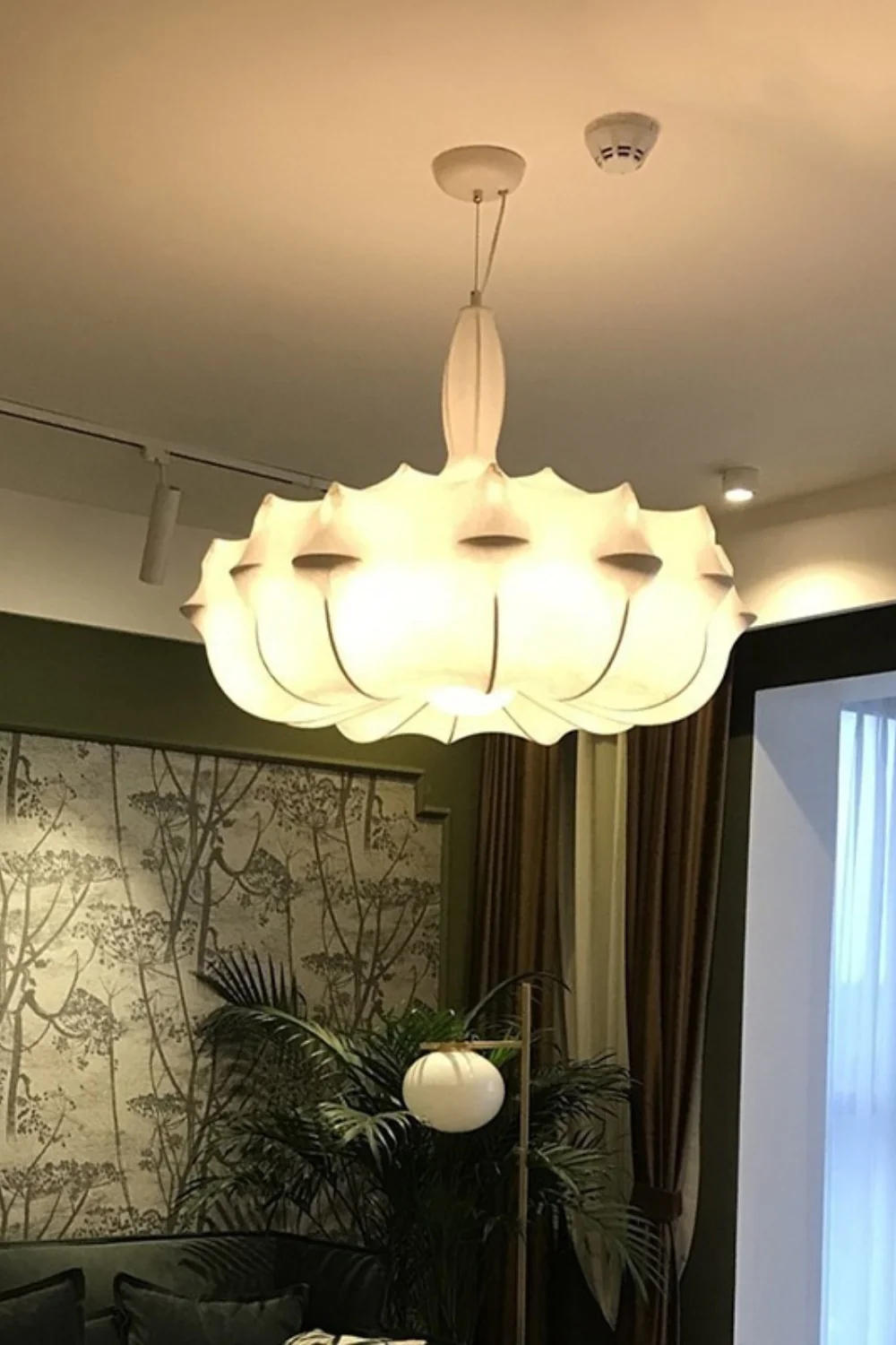 Zeppelin Chandelier - Image 3